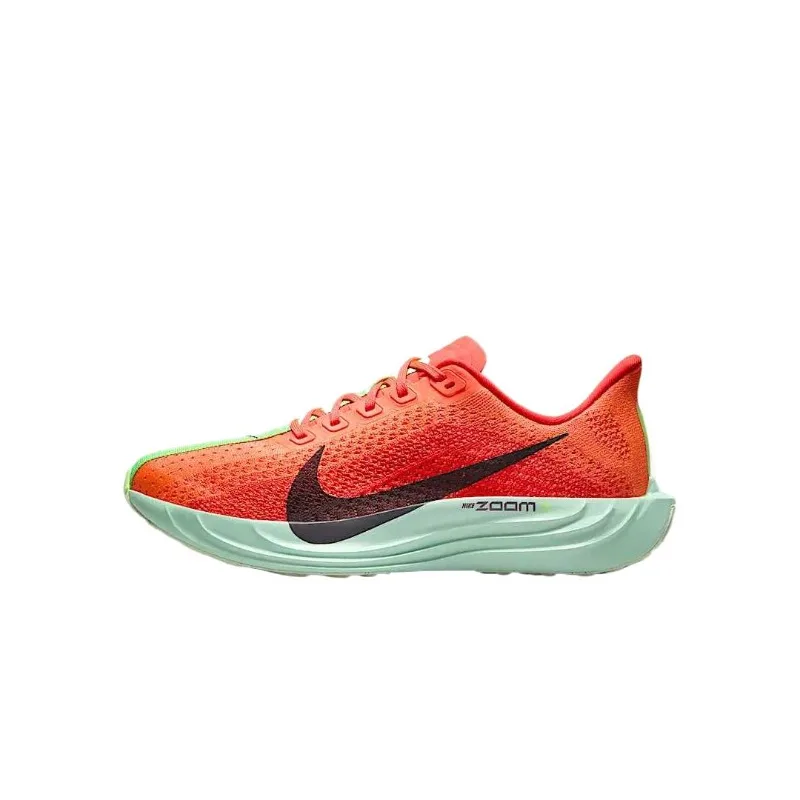 Nike Pegasus Plus Red Women's  - огляд і ціна Lightweight Road Running Shoes