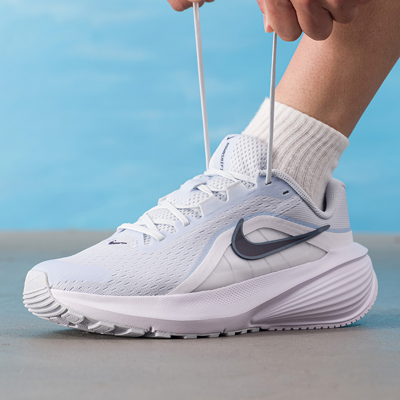 Nike Men's Shoes Original Ligh - огляд і ціна Lightweight Road Running Shoes